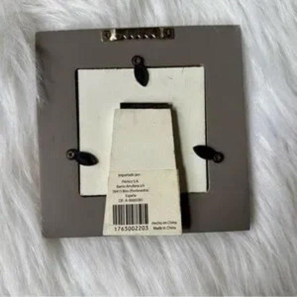 Goovy by Portico Grey Little Red Riding Hood Wooden Square Photo Frame Wallet Sz - Picture 3 of 6